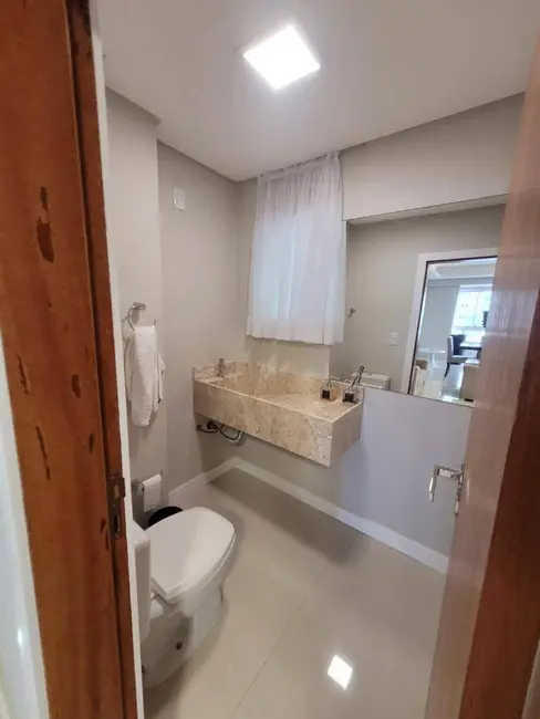 Apartamento com 3 quartos à venda e para alugar, 180m2 em Centro, Balneario Camboriu - SC - imagem 7 Foto 7 de Apartamento com 3 quartos à venda e para alugar, 180m2 em Centro, Balneario Camboriu - SC