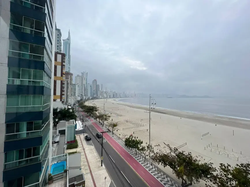 Foto 2 de Apartamento com 3 quartos à venda e para alugar, 180m2 em Centro, Balneario Camboriu - SC