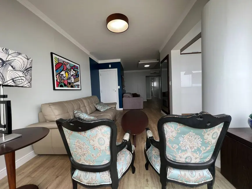 Apartamento com 3 quartos à venda e para alugar, 180m2 em Centro, Balneario Camboriu - SC - imagem 8 Foto 8 de Apartamento com 3 quartos à venda e para alugar, 180m2 em Centro, Balneario Camboriu - SC