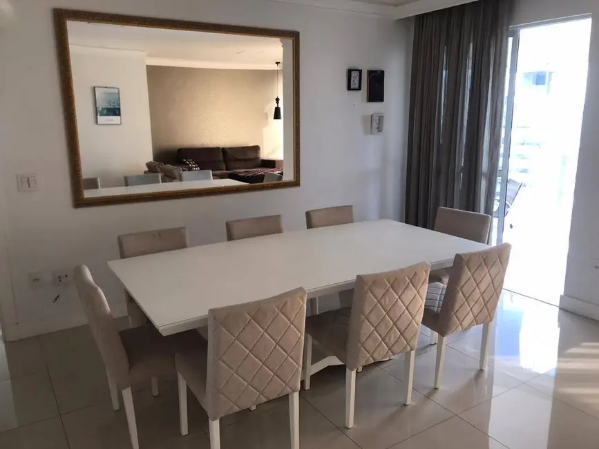 Apartamento com 3 quartos à venda e para alugar, 180m2 em Centro, Balneario Camboriu - SC - imagem 7 Foto 7 de Apartamento com 3 quartos à venda e para alugar, 180m2 em Centro, Balneario Camboriu - SC