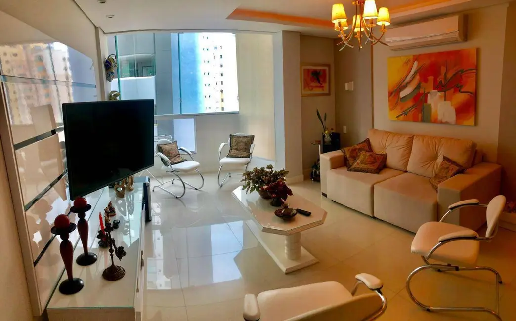 Foto 2 de Apartamento com 3 quartos à venda e para alugar, 120m2 em Centro, Balneario Camboriu - SC