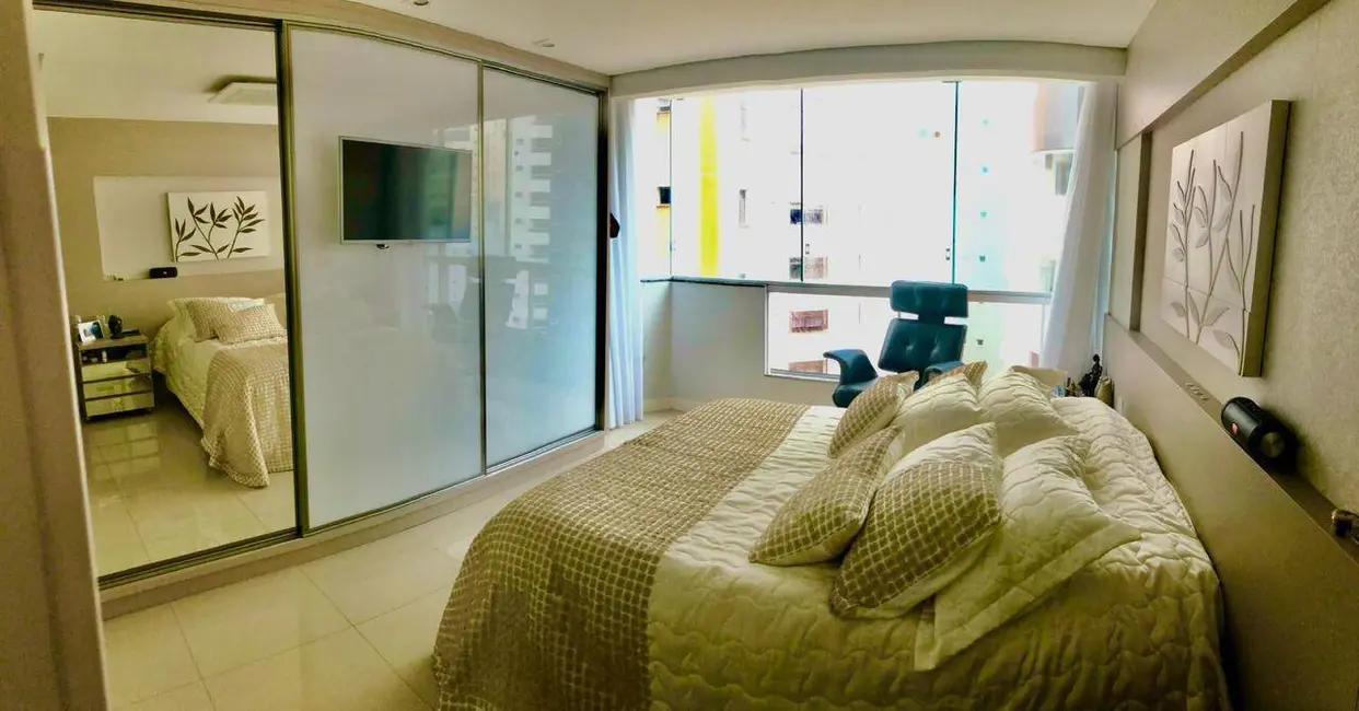 Apartamento com 3 quartos à venda e para alugar, 120m2 em Centro, Balneario Camboriu - SC - imagem 3 Foto 3 de Apartamento com 3 quartos à venda e para alugar, 120m2 em Centro, Balneario Camboriu - SC