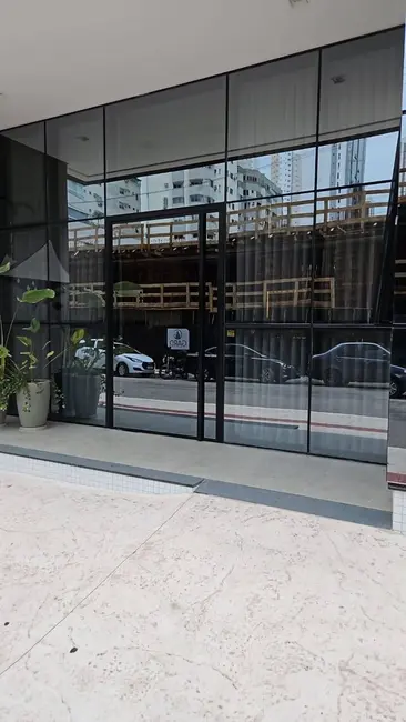 Apartamento com 4 quartos para alugar, 250m2 em Pioneiros, Balneario Camboriu - SC - imagem 5 Foto 5 de Apartamento com 4 quartos para alugar, 250m2 em Pioneiros, Balneario Camboriu - SC