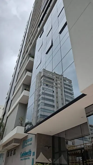 Apartamento com 4 quartos para alugar, 250m2 em Pioneiros, Balneario Camboriu - SC - imagem 4 Foto 4 de Apartamento com 4 quartos para alugar, 250m2 em Pioneiros, Balneario Camboriu - SC