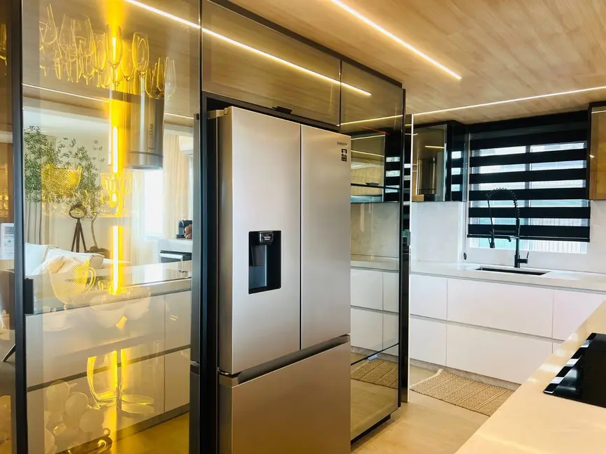 Apartamento com 4 quartos à venda e para alugar, 180m2 em Centro, Balneario Camboriu - SC - imagem 7 Foto 7 de Apartamento com 4 quartos à venda e para alugar, 180m2 em Centro, Balneario Camboriu - SC