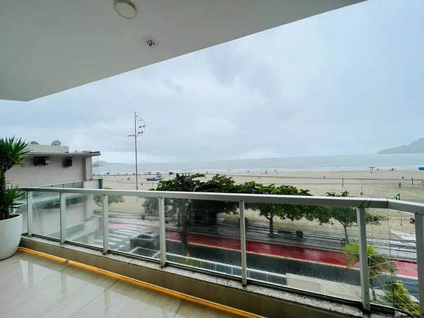 Apartamento com 4 quartos à venda e para alugar, 180m2 em Centro, Balneario Camboriu - SC - imagem 3 Foto 3 de Apartamento com 4 quartos à venda e para alugar, 180m2 em Centro, Balneario Camboriu - SC
