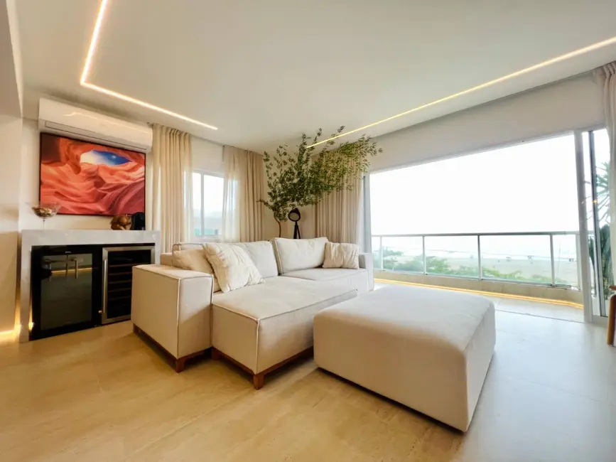 Foto 2 de Apartamento com 4 quartos à venda e para alugar, 180m2 em Centro, Balneario Camboriu - SC