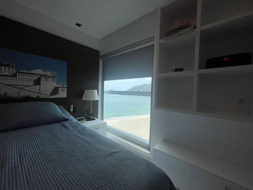 Apartamento com 4 quartos à venda e para alugar, 200m2 em Centro, Balneario Camboriu - SC - imagem 4 Foto 4 de Apartamento com 4 quartos à venda e para alugar, 200m2 em Centro, Balneario Camboriu - SC