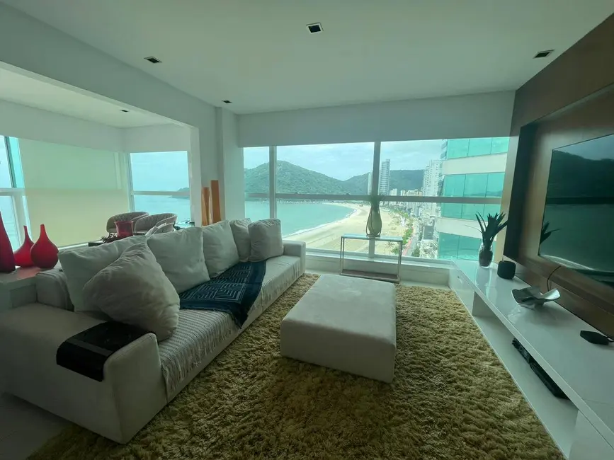 Apartamento com 4 quartos à venda e para alugar, 200m2 em Centro, Balneario Camboriu - SC - imagem 5 Foto 5 de Apartamento com 4 quartos à venda e para alugar, 200m2 em Centro, Balneario Camboriu - SC
