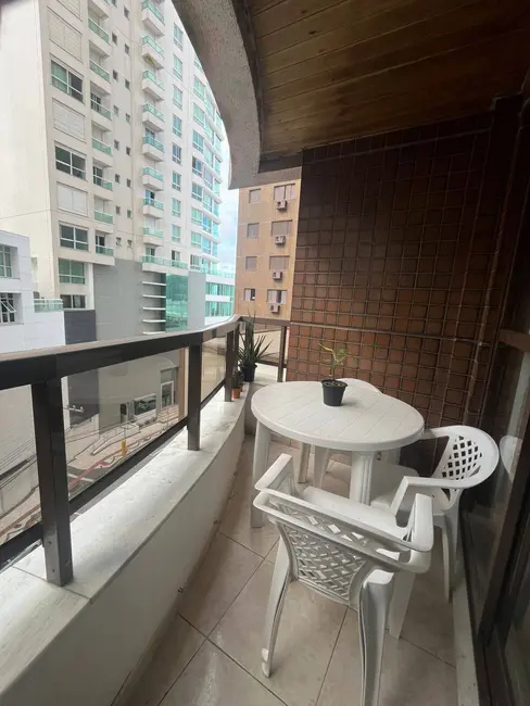 Apartamento com 3 quartos para alugar, 75m2 em Centro, Balneario Camboriu - SC - imagem 3 Foto 3 de Apartamento com 3 quartos para alugar, 75m2 em Centro, Balneario Camboriu - SC