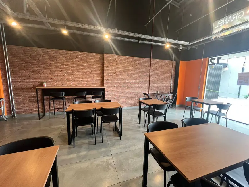 Loja para alugar, 59m2 em Uberaba, Curitiba - PR - imagem 9 Foto 9 de Loja para alugar, 59m2 em Uberaba, Curitiba - PR