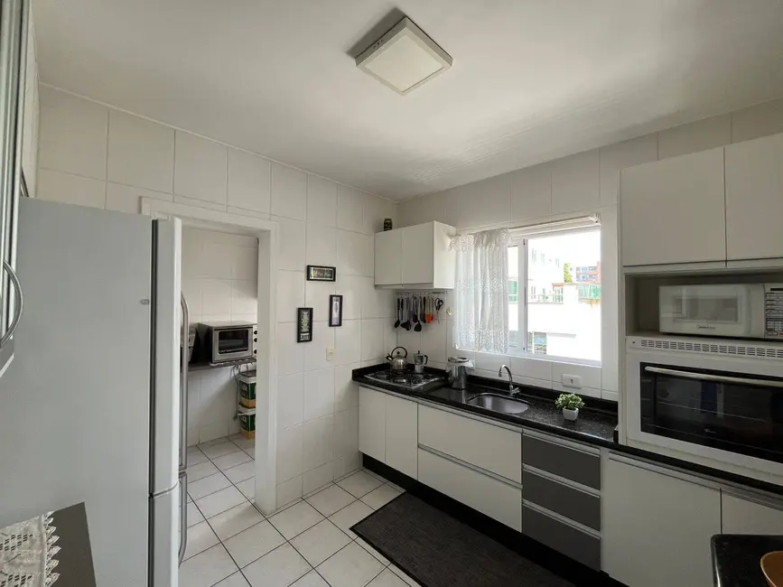 Apartamento com 3 quartos à venda, 98m2 em Centro, Balneario Camboriu - SC - imagem 6 Foto 6 de Apartamento com 3 quartos à venda, 98m2 em Centro, Balneario Camboriu - SC