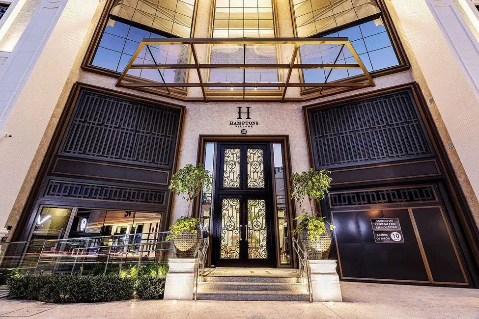 Foto 1 de Apartamento com 3 quartos à venda, 241m2 em Centro, Balneario Camboriu - SC