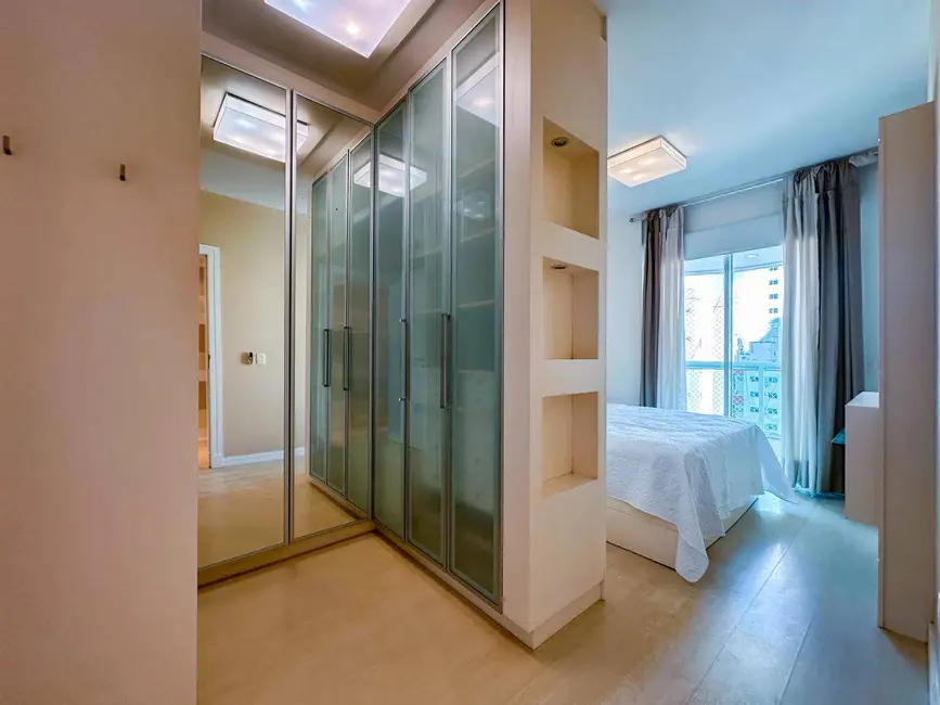 Apartamento com 3 quartos à venda, 139m2 em Centro, Balneario Camboriu - SC - imagem 6 Foto 6 de Apartamento com 3 quartos à venda, 139m2 em Centro, Balneario Camboriu - SC