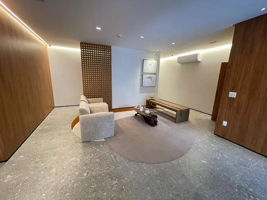 Apartamento com 4 quartos à venda, 149m2 em Centro, Balneario Camboriu - SC - imagem 5 Foto 5 de Apartamento com 4 quartos à venda, 149m2 em Centro, Balneario Camboriu - SC