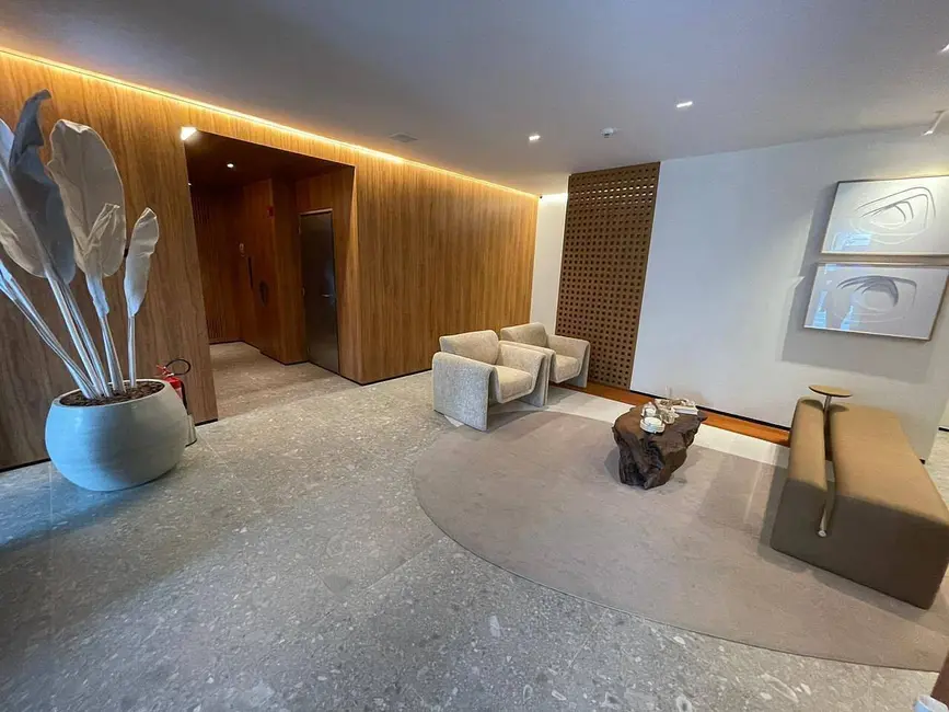 Apartamento com 4 quartos à venda, 149m2 em Centro, Balneario Camboriu - SC - imagem 4 Foto 4 de Apartamento com 4 quartos à venda, 149m2 em Centro, Balneario Camboriu - SC