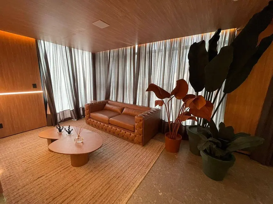 Apartamento com 4 quartos à venda, 149m2 em Centro, Balneario Camboriu - SC - imagem 3 Foto 3 de Apartamento com 4 quartos à venda, 149m2 em Centro, Balneario Camboriu - SC