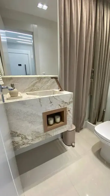 Apartamento com 3 quartos à venda, 136m2 em Centro, Balneario Camboriu - SC - imagem 7 Foto 7 de Apartamento com 3 quartos à venda, 136m2 em Centro, Balneario Camboriu - SC