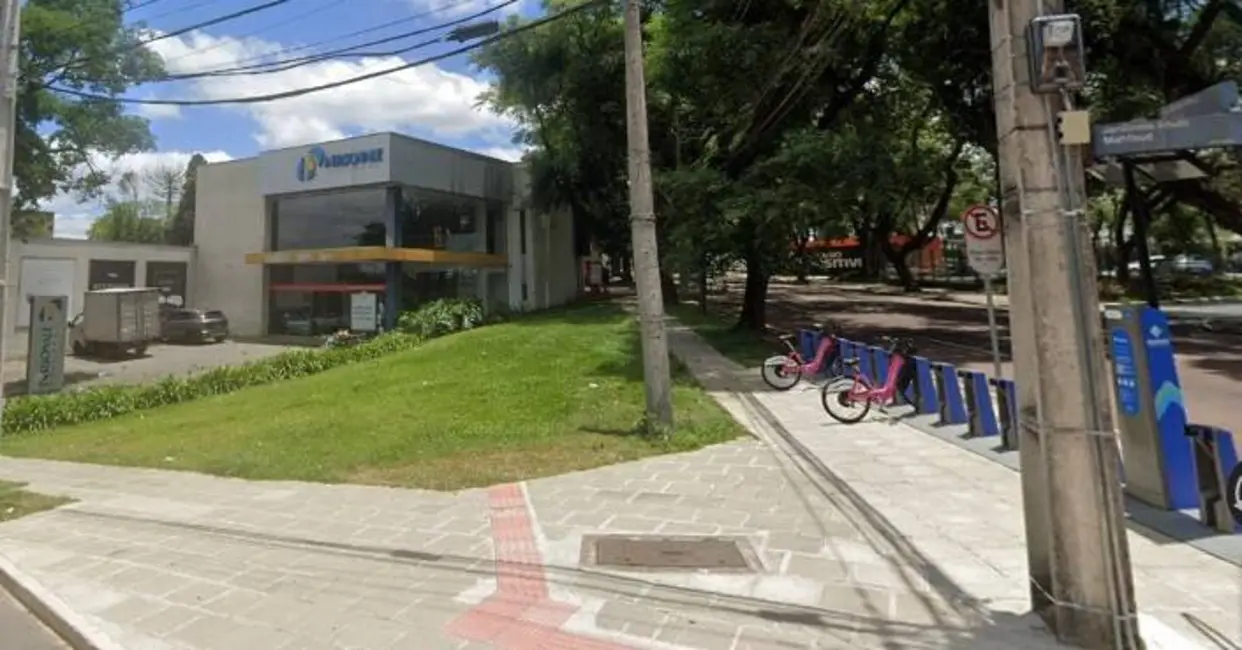 Loja para alugar, 320m2 em Bigorrilho, Curitiba - PR - imagem 4 Foto 4 de Loja para alugar, 320m2 em Bigorrilho, Curitiba - PR
