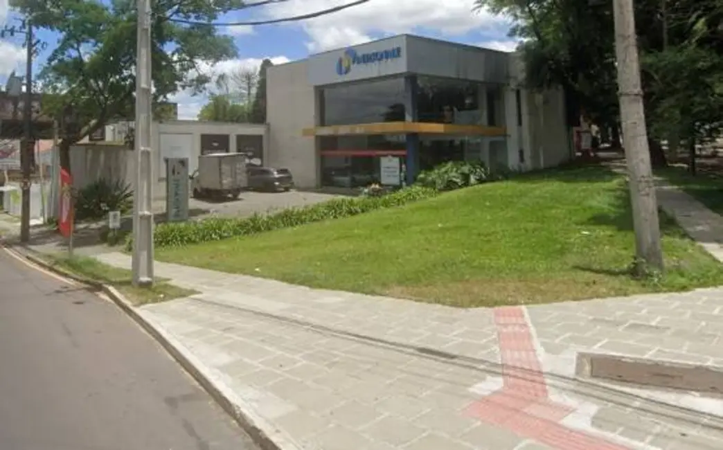 Loja para alugar, 320m2 em Bigorrilho, Curitiba - PR - imagem 2 Foto 2 de Loja para alugar, 320m2 em Bigorrilho, Curitiba - PR