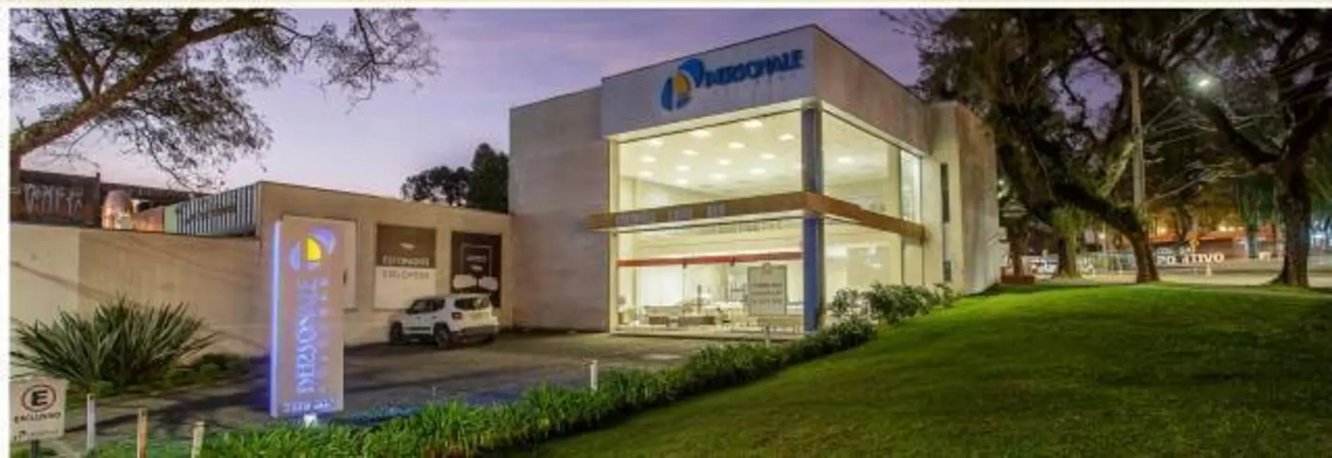 Loja para alugar, 320m2 em Bigorrilho, Curitiba - PR - imagem 1 Foto 1 de Loja para alugar, 320m2 em Bigorrilho, Curitiba - PR