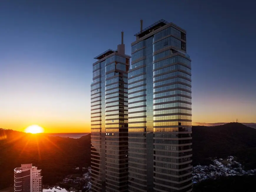 Apartamento com 4 quartos à venda, 265m2 em Balneario Camboriu - SC - imagem 1 Foto 1 de Apartamento com 4 quartos à venda, 265m2 em Balneario Camboriu - SC