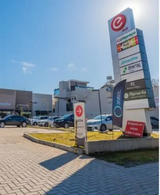 Foto 2 de Loja à venda e para alugar, 83m2 em Jardim Social, Curitiba - PR