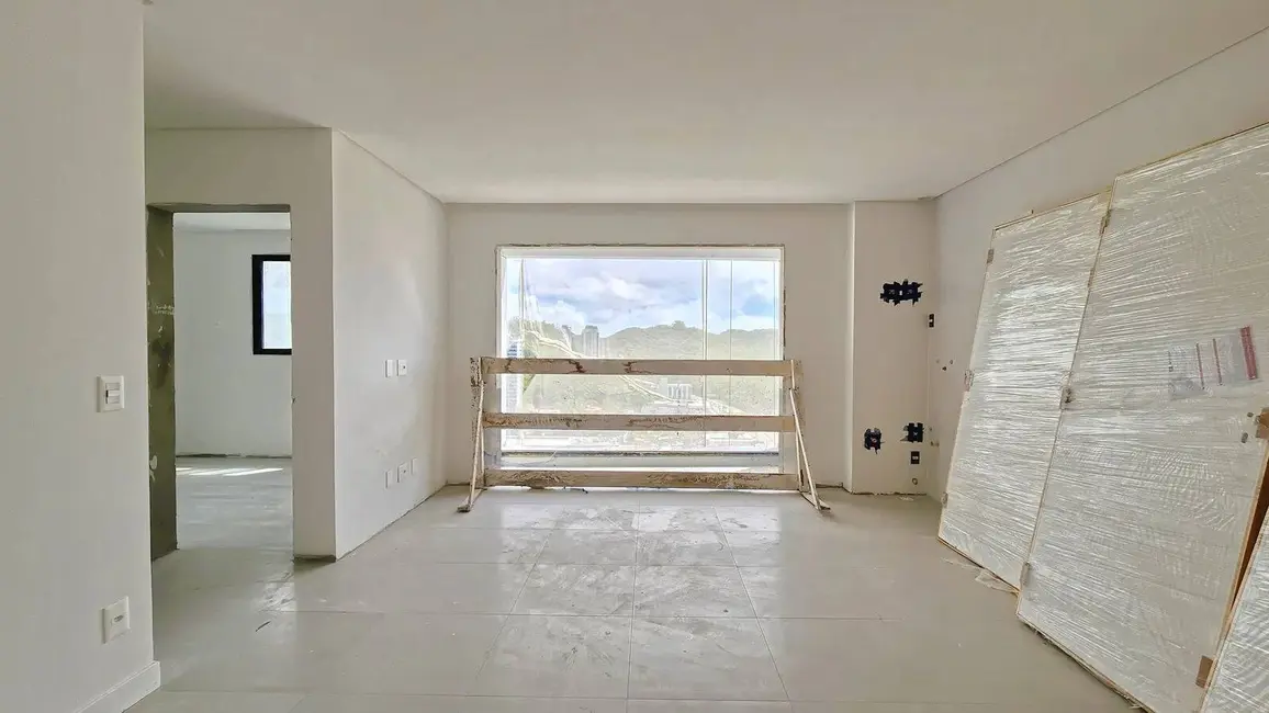 Apartamento com 2 quartos à venda, 70m2 em Itajai - SC - imagem 3 Foto 3 de Apartamento com 2 quartos à venda, 70m2 em Itajai - SC