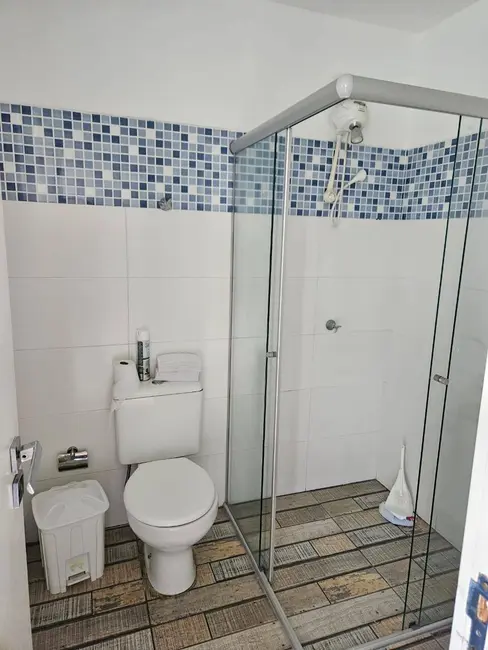 Sala Comercial para alugar, 450m2 em Centro, Curitiba - PR - imagem 5 Foto 5 de Sala Comercial para alugar, 450m2 em Centro, Curitiba - PR