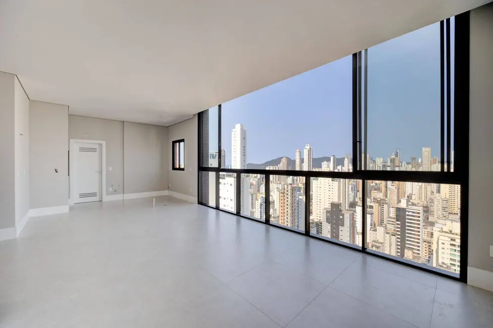 Foto 5 de Apartamento com 4 quartos à venda, 135m2 em Centro, Balneario Camboriu - SC