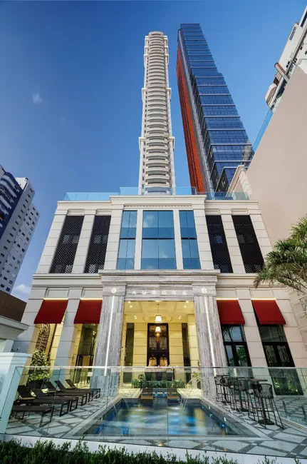 Foto 1 de Apartamento com 5 quartos à venda, 231m2 em Balneario Camboriu - SC