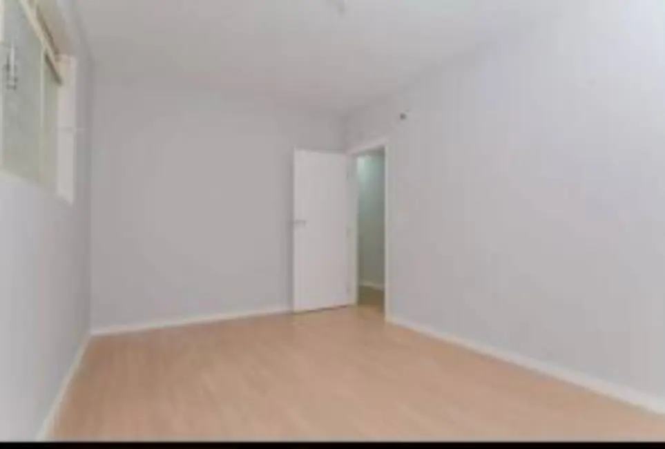 Sala Comercial para alugar, 190m2 em Alto da Rua XV, Curitiba - PR - imagem 8 Foto 8 de Sala Comercial para alugar, 190m2 em Alto da Rua XV, Curitiba - PR