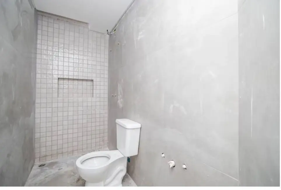 Casa com 3 quartos à venda, 90m2 em Xaxim, Curitiba - PR - imagem 9 Foto 9 de Casa com 3 quartos à venda, 90m2 em Xaxim, Curitiba - PR