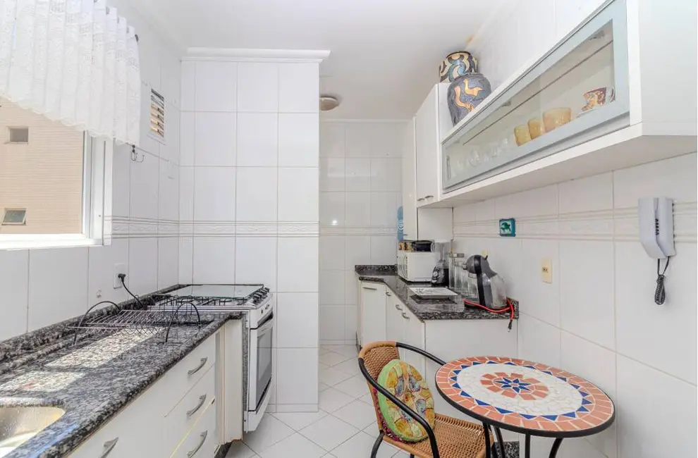 Foto 2 de Apartamento com 2 quartos para alugar, 70m2 em Centro, Balneario Camboriu - SC