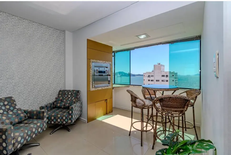 Foto 7 de Apartamento com 3 quartos para alugar, 100m2 em Centro, Balneario Camboriu - SC