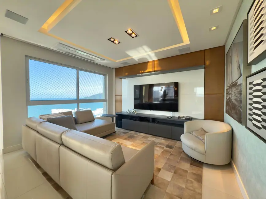 Apartamento com 4 quartos à venda, 167m2 em Centro, Balneario Camboriu - SC - imagem 3 Foto 3 de Apartamento com 4 quartos à venda, 167m2 em Centro, Balneario Camboriu - SC