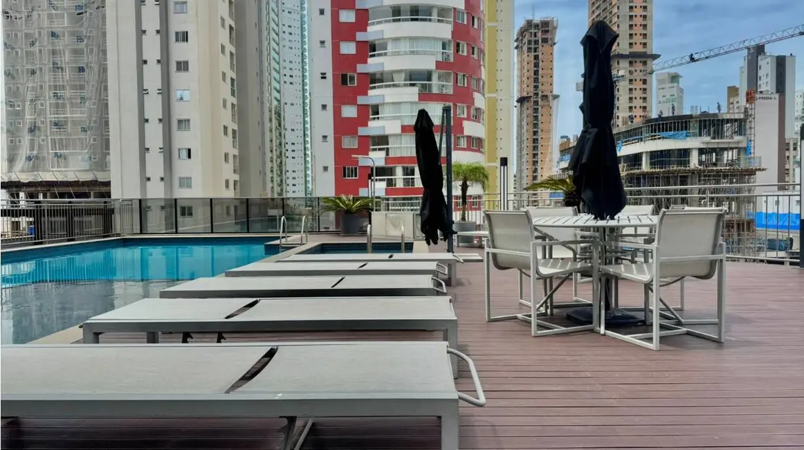 Apartamento para alugar, 130m2 em Centro, Balneario Camboriu - SC - imagem 3 Foto 3 de Apartamento para alugar, 130m2 em Centro, Balneario Camboriu - SC