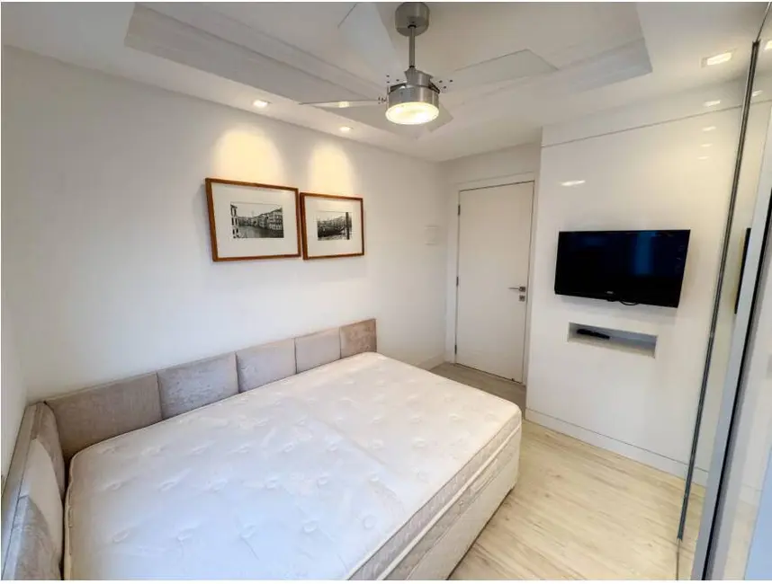 Apartamento com 2 quartos à venda, 74m2 em Centro, Balneario Camboriu - SC - imagem 9 Foto 9 de Apartamento com 2 quartos à venda, 74m2 em Centro, Balneario Camboriu - SC