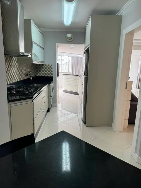 Apartamento com 3 quartos à venda, 144m2 em Centro, Balneario Camboriu - SC - imagem 6 Foto 6 de Apartamento com 3 quartos à venda, 144m2 em Centro, Balneario Camboriu - SC