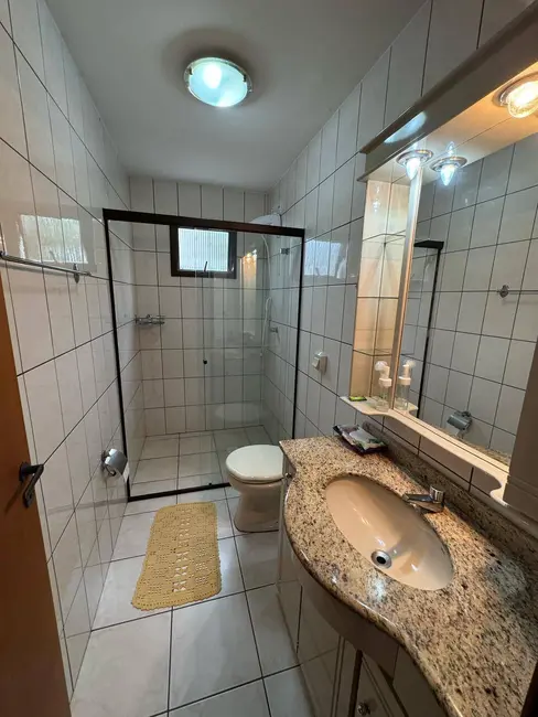Apartamento com 3 quartos para alugar, 90m2 em Centro, Balneario Camboriu - SC - imagem 8 Foto 8 de Apartamento com 3 quartos para alugar, 90m2 em Centro, Balneario Camboriu - SC