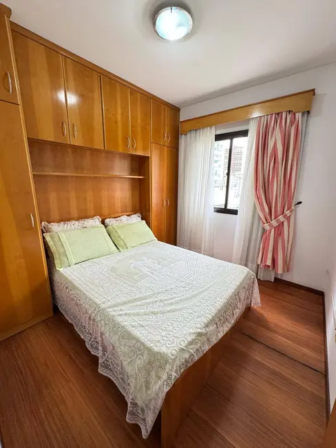Apartamento com 3 quartos para alugar, 90m2 em Centro, Balneario Camboriu - SC - imagem 9 Foto 9 de Apartamento com 3 quartos para alugar, 90m2 em Centro, Balneario Camboriu - SC