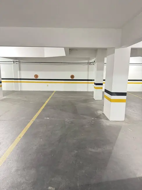Apartamento com 3 quartos para alugar, 90m2 em Centro, Balneario Camboriu - SC - imagem 3 Foto 3 de Apartamento com 3 quartos para alugar, 90m2 em Centro, Balneario Camboriu - SC