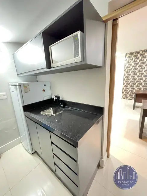 Foto 2 de Sala Comercial para alugar, 59m2 em Centro, Balneario Camboriu - SC