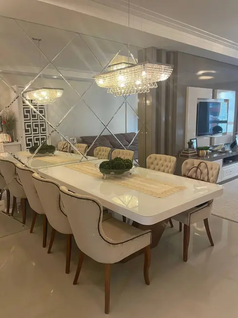 Apartamento com 3 quartos à venda, 139m2 em Centro, Balneario Camboriu - SC - imagem 6 Foto 6 de Apartamento com 3 quartos à venda, 139m2 em Centro, Balneario Camboriu - SC