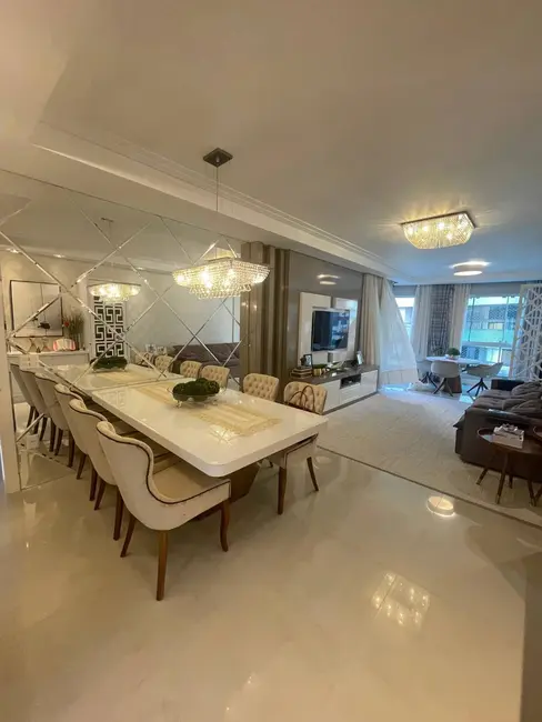 Apartamento com 3 quartos à venda, 139m2 em Centro, Balneario Camboriu - SC - imagem 5 Foto 5 de Apartamento com 3 quartos à venda, 139m2 em Centro, Balneario Camboriu - SC