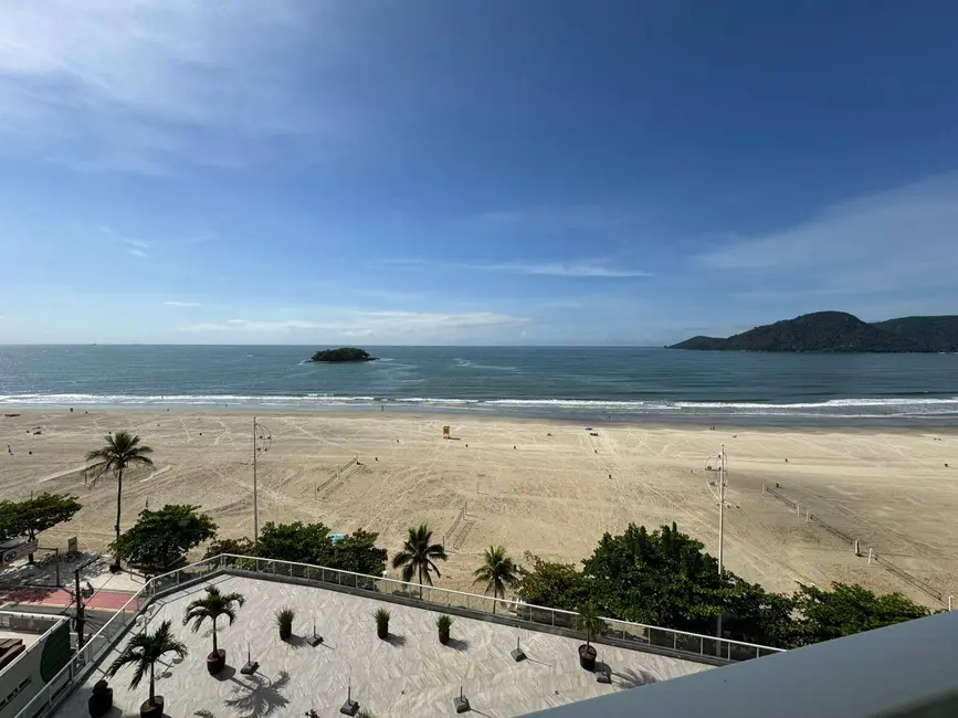 Apartamento com 3 quartos para alugar, 182m2 em Centro, Balneario Camboriu - SC - imagem 3 Foto 3 de Apartamento com 3 quartos para alugar, 182m2 em Centro, Balneario Camboriu - SC