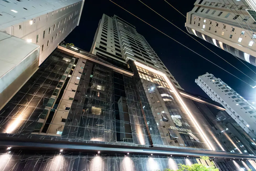 Foto 2 de Apartamento com 4 quartos para alugar, 146m2 em Pioneiros, Balneario Camboriu - SC