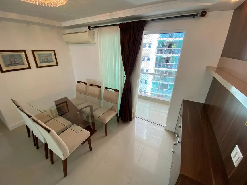 Apartamento com 3 quartos para alugar, 139m2 em Pioneiros, Balneario Camboriu - SC - imagem 6 Foto 6 de Apartamento com 3 quartos para alugar, 139m2 em Pioneiros, Balneario Camboriu - SC