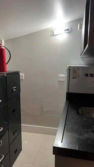 Foto 5 de Sala Comercial à venda, 12m2 em Centro, Balneario Camboriu - SC