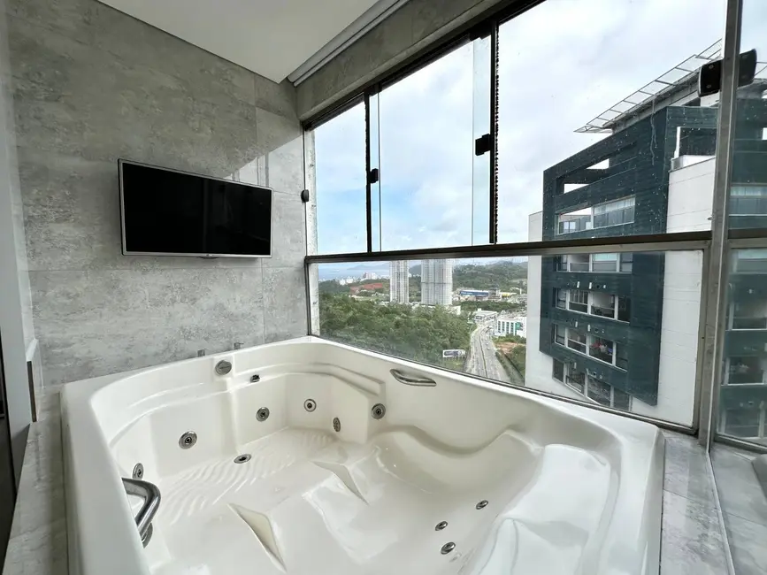 Foto 6 de Cobertura com 1 quarto para alugar, 140m2 em Fazendinha, Itajai - SC